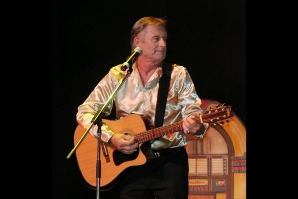 stewart_gold_shirt_cropped_2