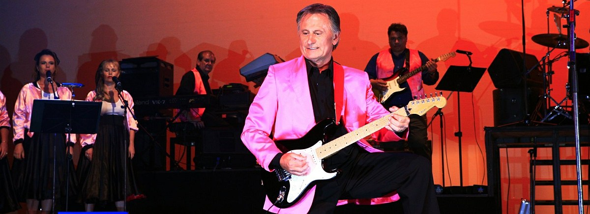 Stewart Hull Banner Image